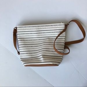 FINAL MARKDOWN Jewell by Thirty-one Purse